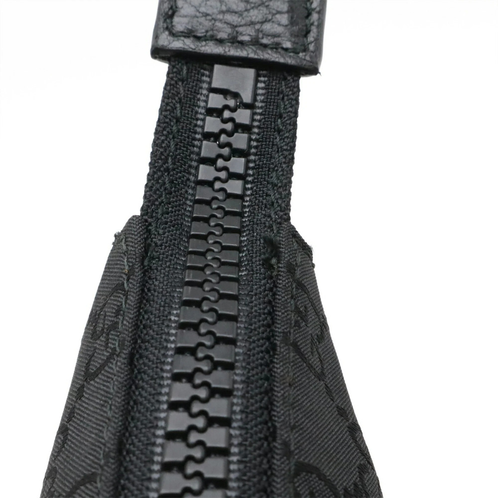 GUCCI Authentic Black Leather Shoulder Bag - Picture 6 of 10